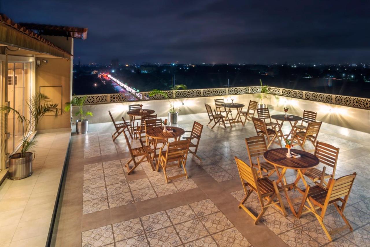 Hotel One Garden Town, Lahaur Zewnętrze zdjęcie